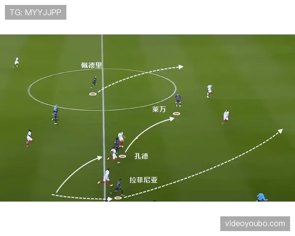 佩德里直塞突破防线如何拓展角色并提升球队攻坚能力